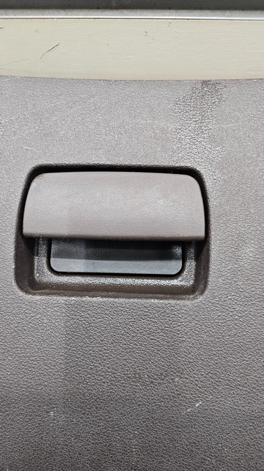 08-12 MALIBU DASH GLOVE BOX STORAGE COMPARTMENT ASSEMBLY INSTRUMENT PANEL BLACK