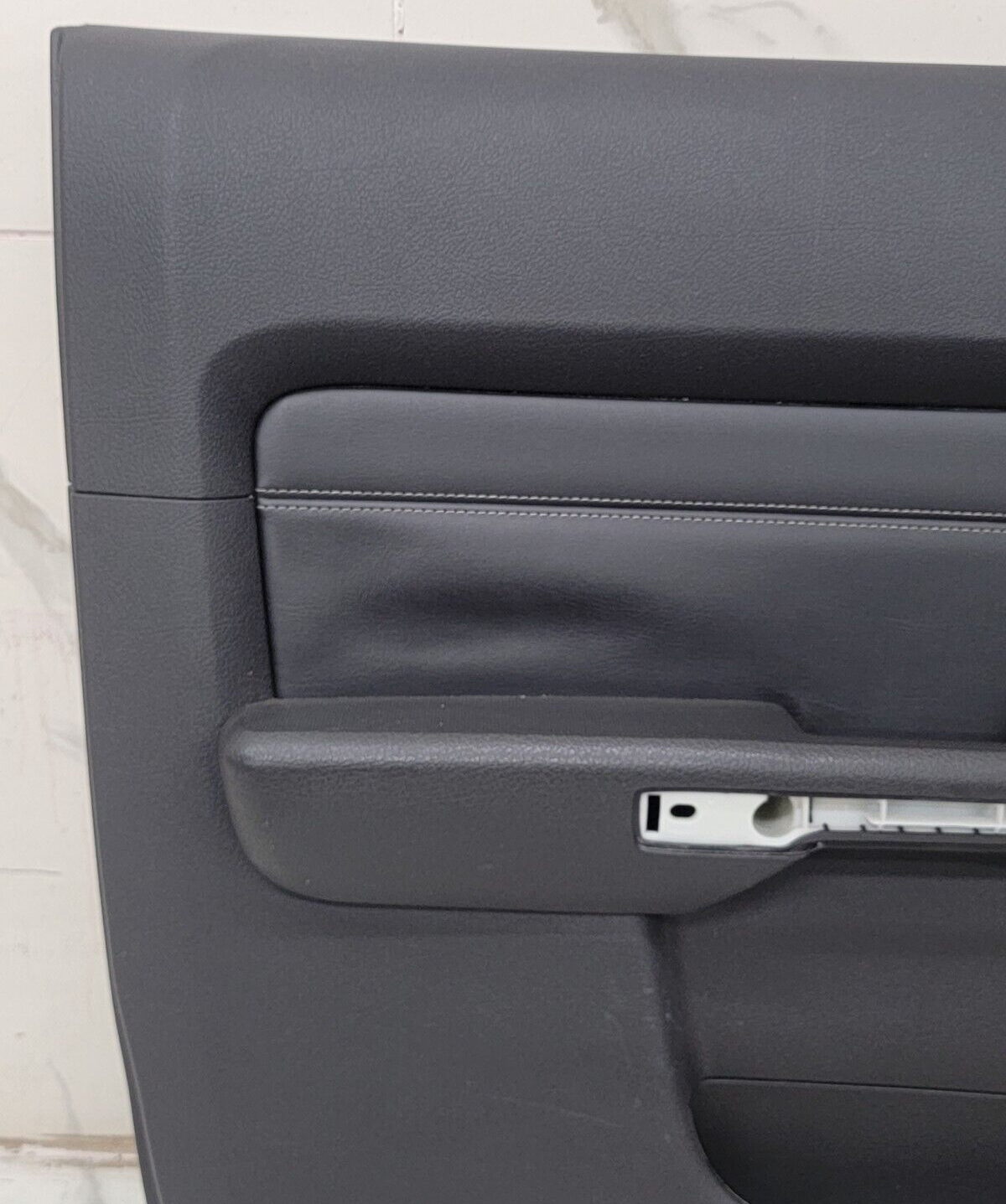 06-10 HUMMER H3 driver LEFT FRONT DOOR TRIM PANEL DARK GRAY OEM
