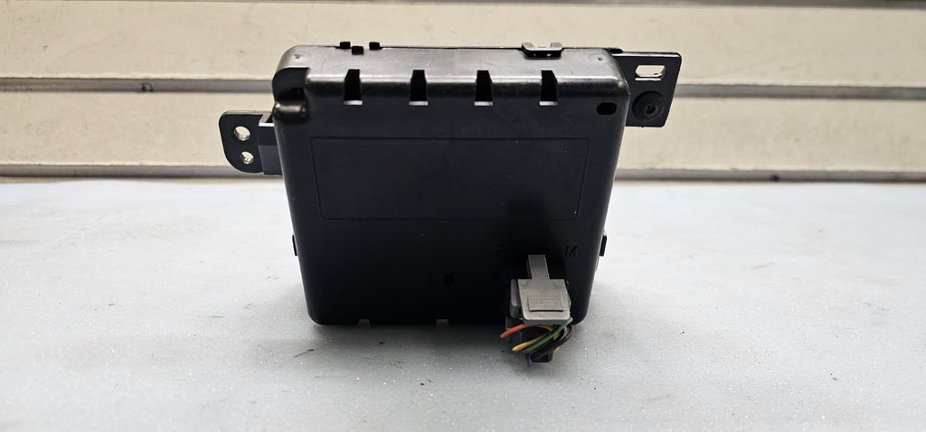 🔥04-08 PONTIAC GRAND PRIX 5 Button Info Display Screen Center Dash Bezel Switch