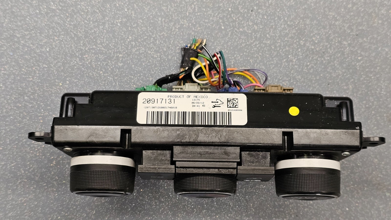 🔥07-09 CHEVY EQUINOX DASH CENTER AC HEATER CLIMATE TEMPERATURE CONTROL UNIT OEM
