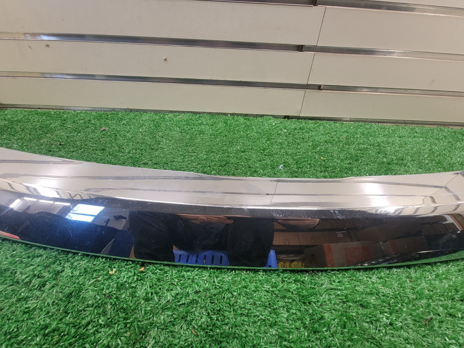 🔥10-12 Ford Fusion Front Top Upper Center Grille Chrome Trim Molding Assembly
