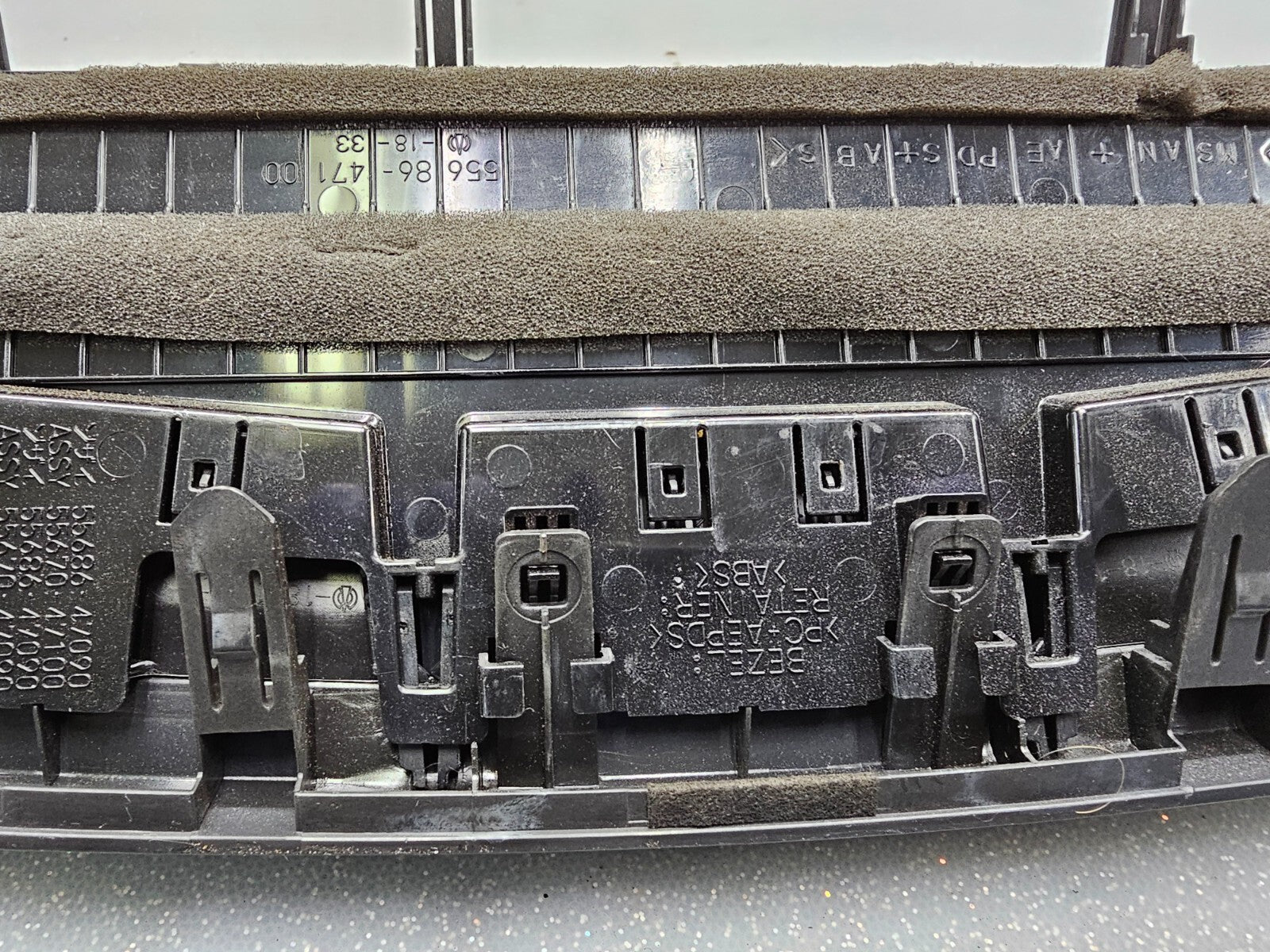 🔥12-14 Toyota Prius V Center Dash Vent Heater Air Conditioner Vents OEM