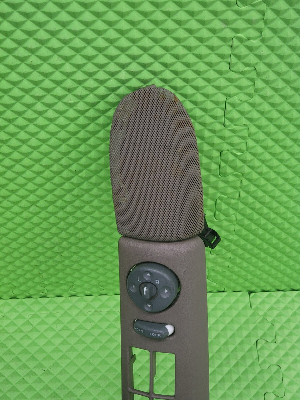 95-99 CHEVY TAHOE SUBURBAN GMC YUKON Driver Master Power Window Switch Tan WS2