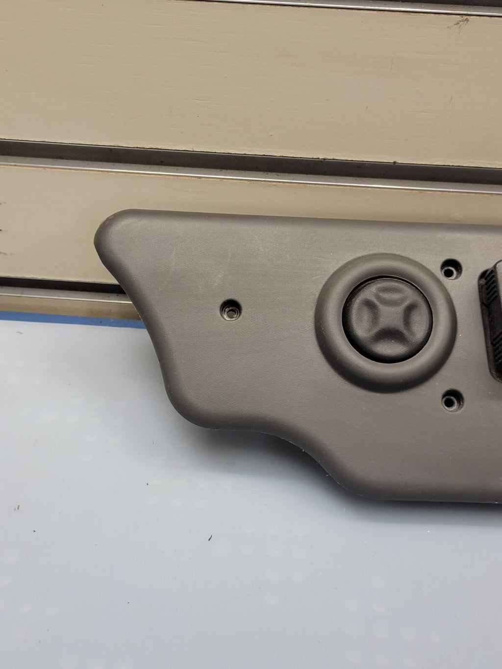 🔥Power Seat Switch Bezel Trim Panel Neutral Tan Driver Side For Chevy GMC Truck