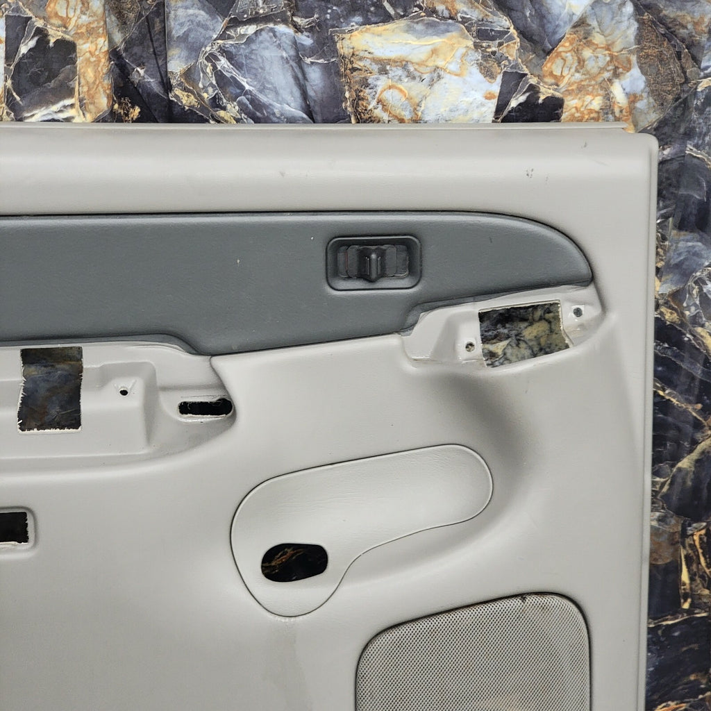 🔥99-06 Silverado SIERRA Door Panel Rear LEFT /No Arm LIGHT GRAY G-H2 D7