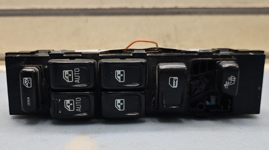 🔥06-09 TRAILBLAZER Front LEFT Master Driver Window Door Switch Assembly 