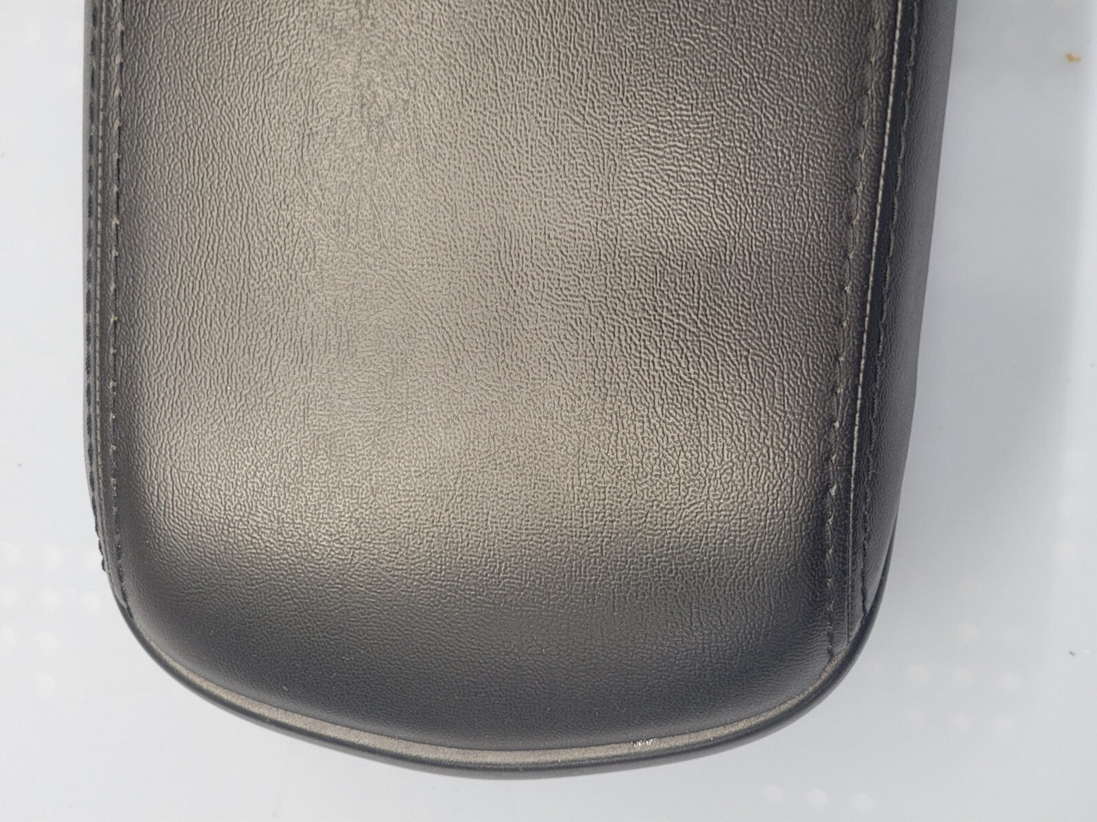 🔥2011-2014 CHRYSLER 200 DODGE AVENGER CENTER CONSOLE LID ARM REST BLACK