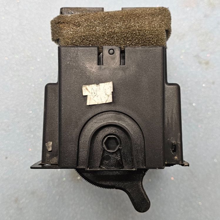 🔥92-97 Crown Victoria Lincoln Town Car Dash Right Passenger A/C Air vent Panel
