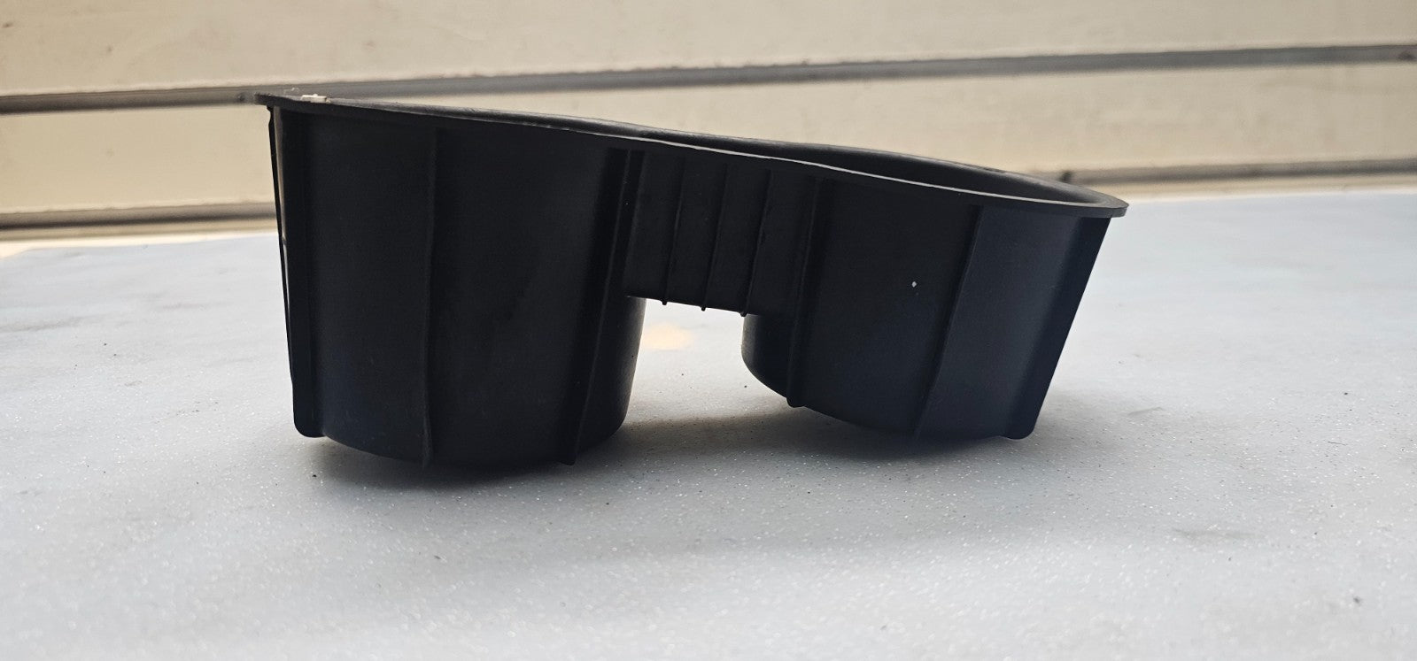 🔥05-07 Escape Mariner Tribute Rubber Cup Drink Holder Liner Insert/FE BLACK