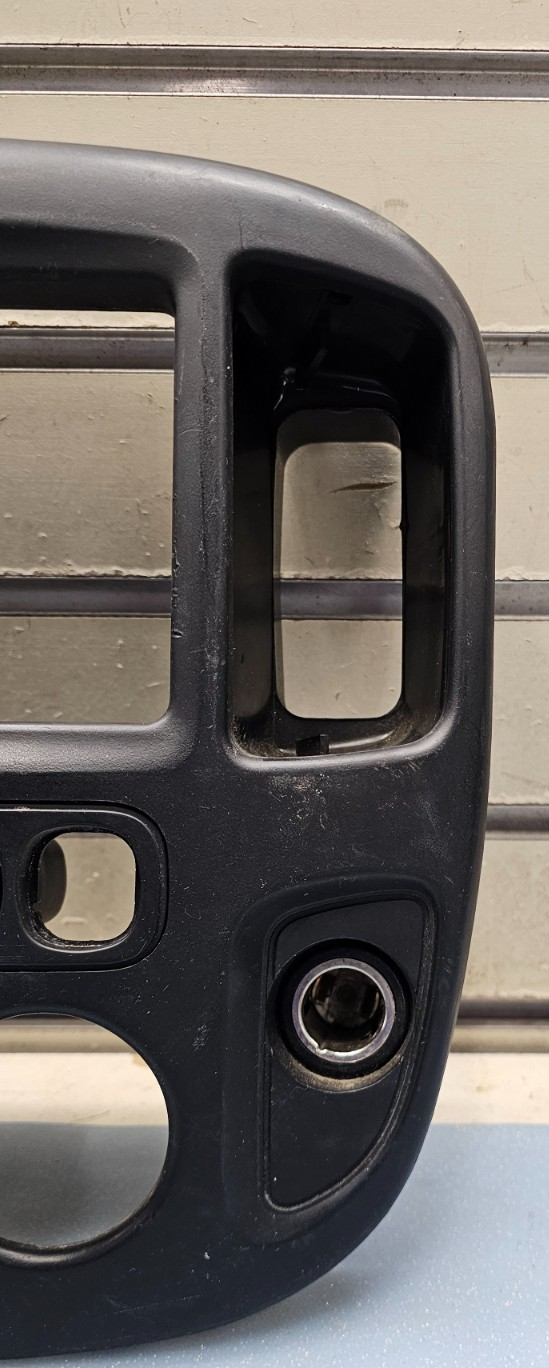 🔥01-07 FORD ESCAPE CENTER DASH RADIO A/C CLIMATE TRIM BEZEL BLACK OEM