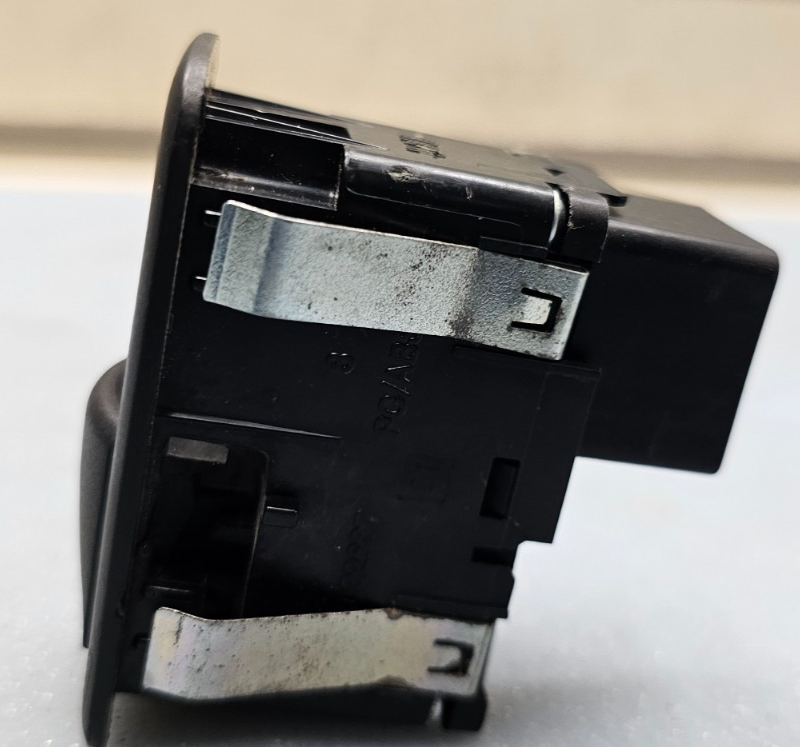 🔥2014-2018 Jeep Grand Cherokee Rear Right Window Switch Door Button OEM