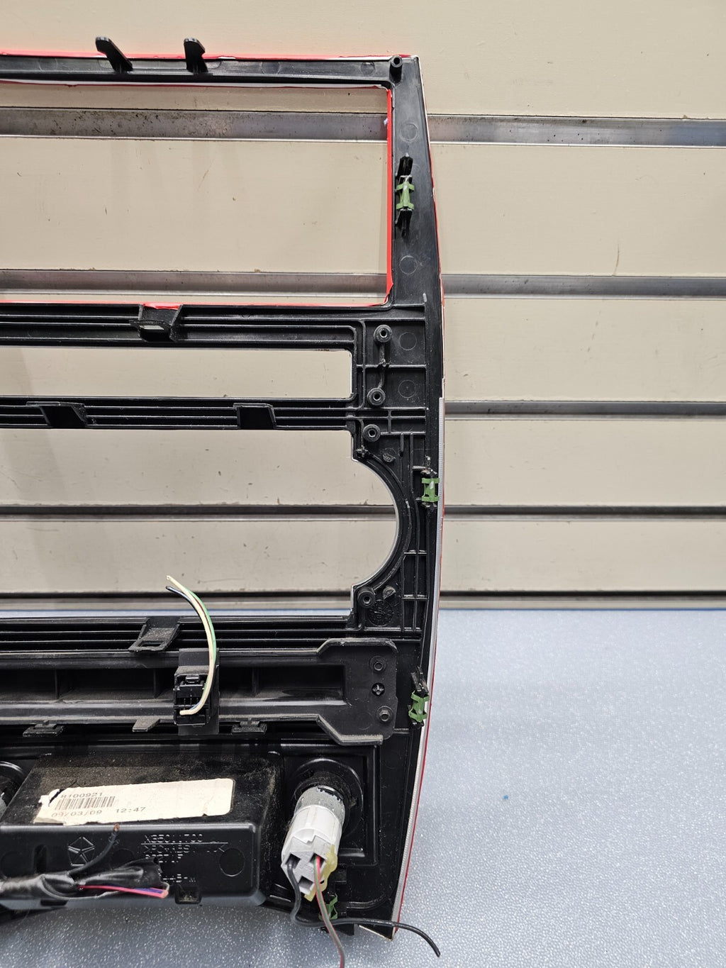 🔥08-10 Grand Cherokee AM FM Radio Stereo Bezel  Dash Trim Panel Climate Red OEM