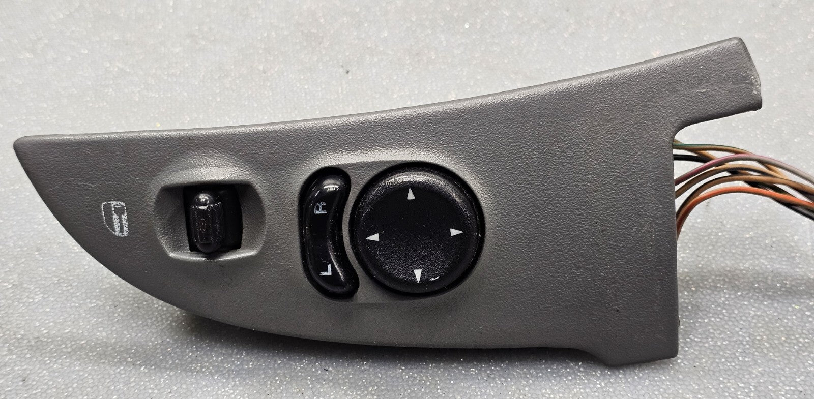 🔥02-07 JEEP LIBERTY LEFT DRIVER MASTER LOCK MIRROR SWITCH TRIM BEZEL OEM GRAY