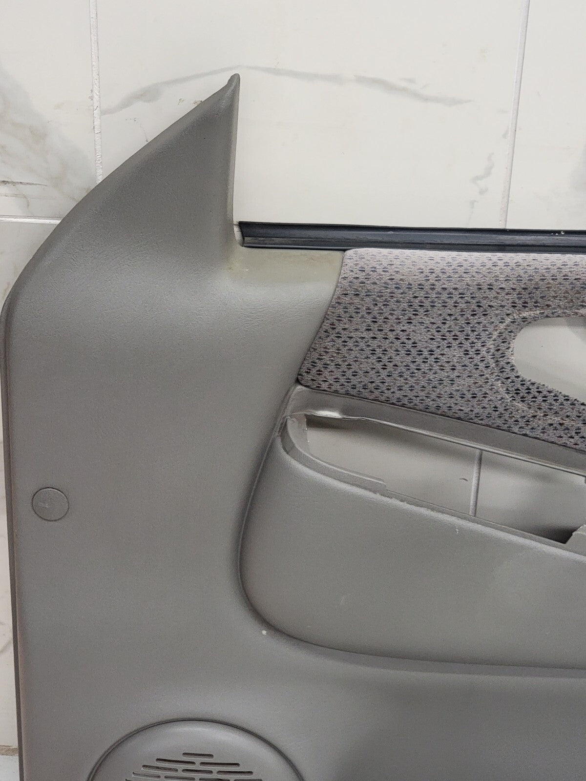 98-04 Chevy Blazer Jimmy S-10 GMC Sonoma Front Door Panels Auto OEM RIGHT GRAY