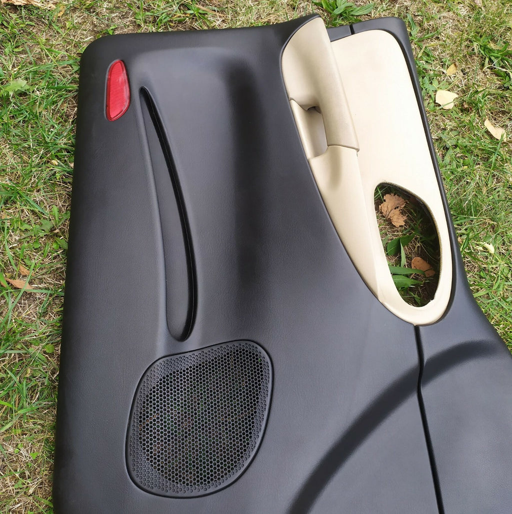 🔥2002-2009 CHEVY TRAILBLAZER Door Panel  Front LEFT Driver Armrest BLACK Tan D8