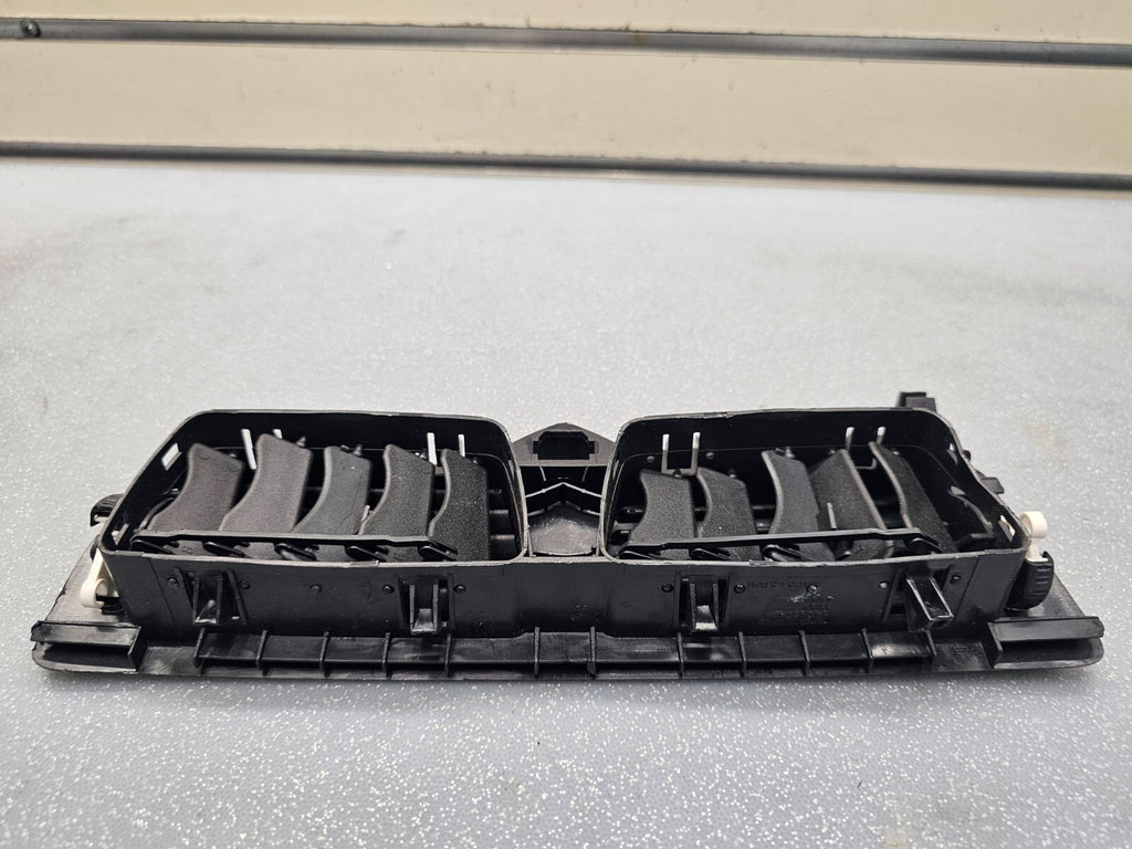 🔥04-09 Volvo S60 Dash Center AC Vent Grill Air Duct Trim Hazard Switch Cover