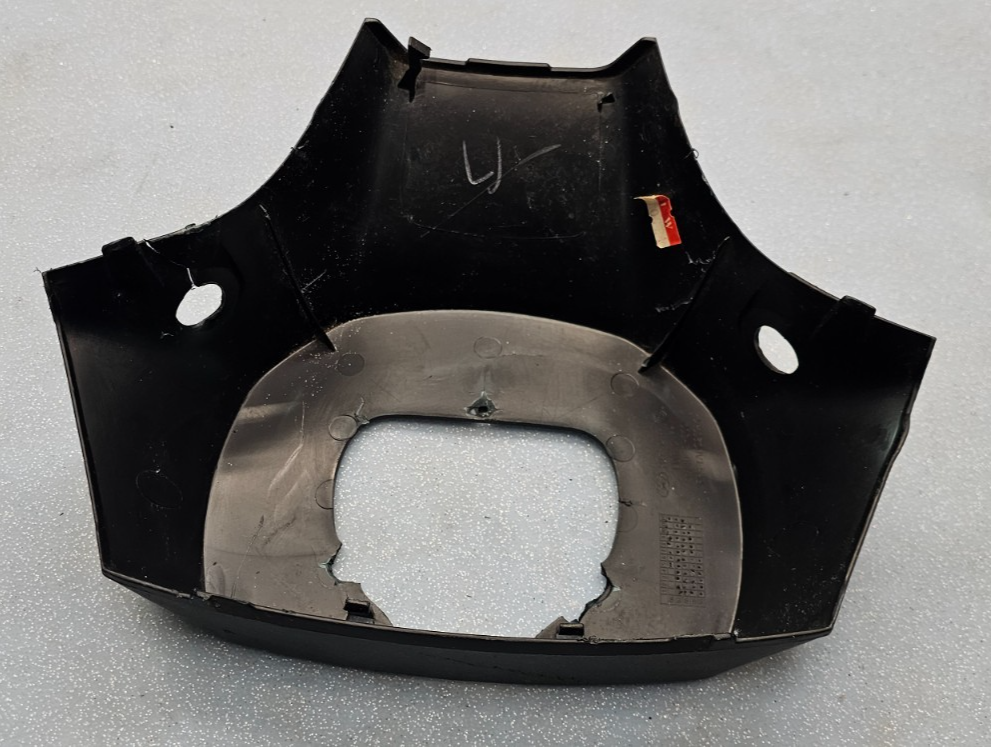🔥2010-2012 HYUNDAI ELANTRA Steering Wheel Lower Cover Rear Trim Black OEM