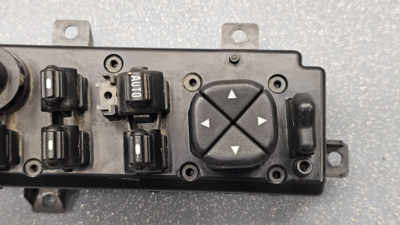 99-04 Jeep Grand Cherokee Driver Left Master Door Window Mirror Switch Assembly
