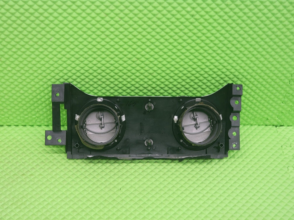 🔥2005-2009 FORD MUSTANG OEM CENTER DASH AIR VENT TRIM BEZEL SILVER OEM