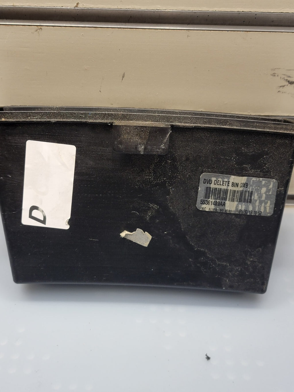 🔥 2011-2018 DODGE CARAVAN CENTER CONSOLE INSTRUMENT PANEL STORAGE BIN OEM