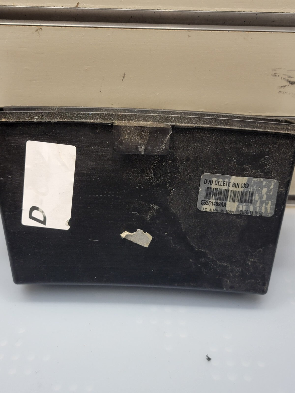 🔥 2011-2018 DODGE CARAVAN CENTER CONSOLE INSTRUMENT PANEL STORAGE BIN OEM
