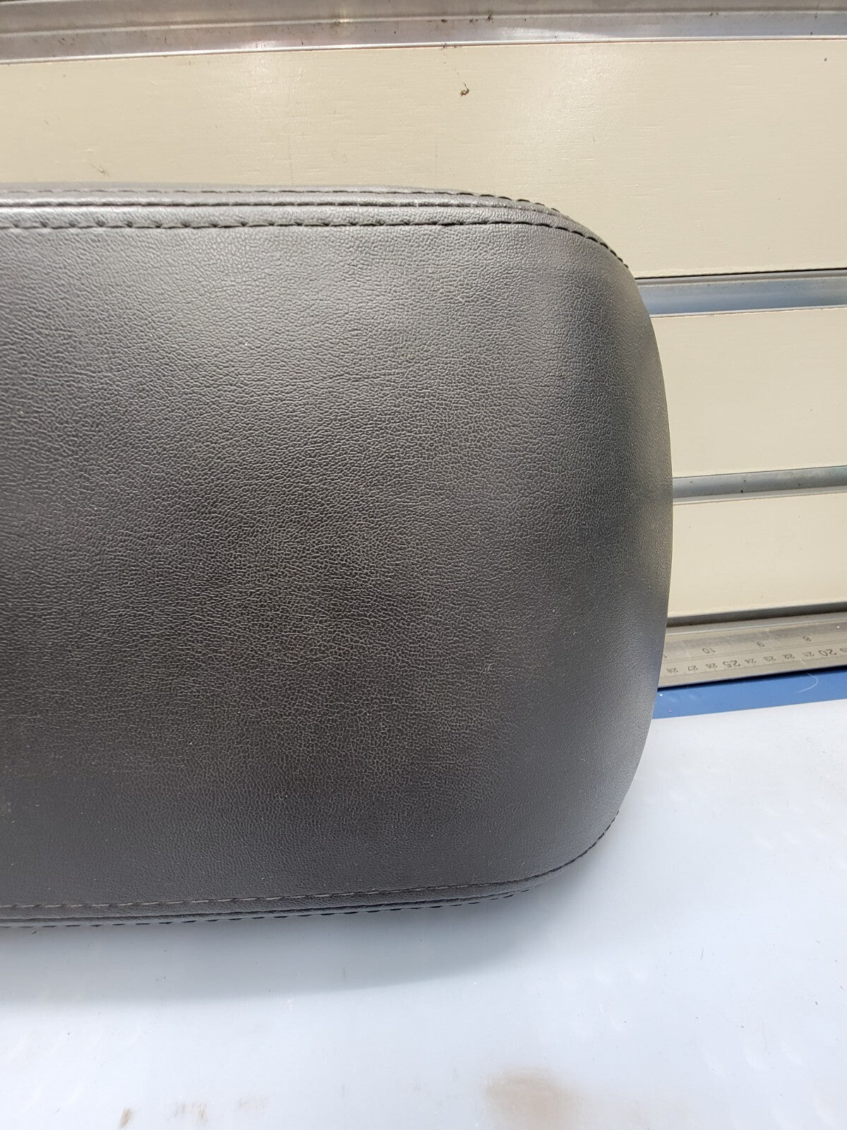 🔥07-09 LINCOLN MKZ CENTER CONSOLE ARM REST LID TOP PAD COVER BLACK LEATHER