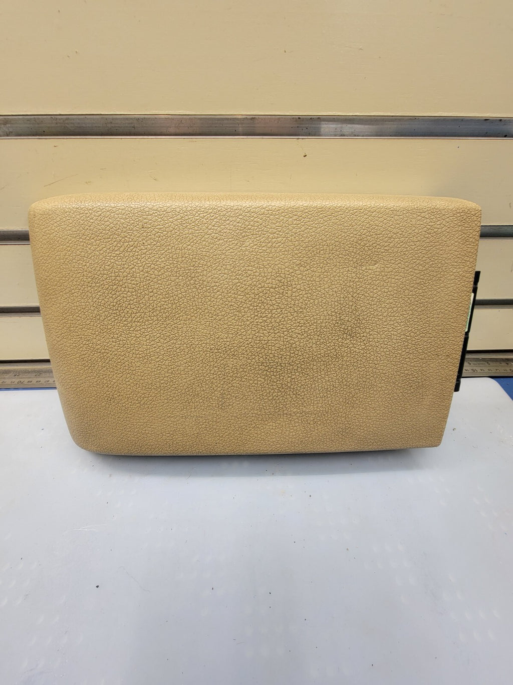 🔥06-10 FORD EXPLORER MERCURY MOUNTINEER CENTER CONSOLE ARM RESTER LID TAN