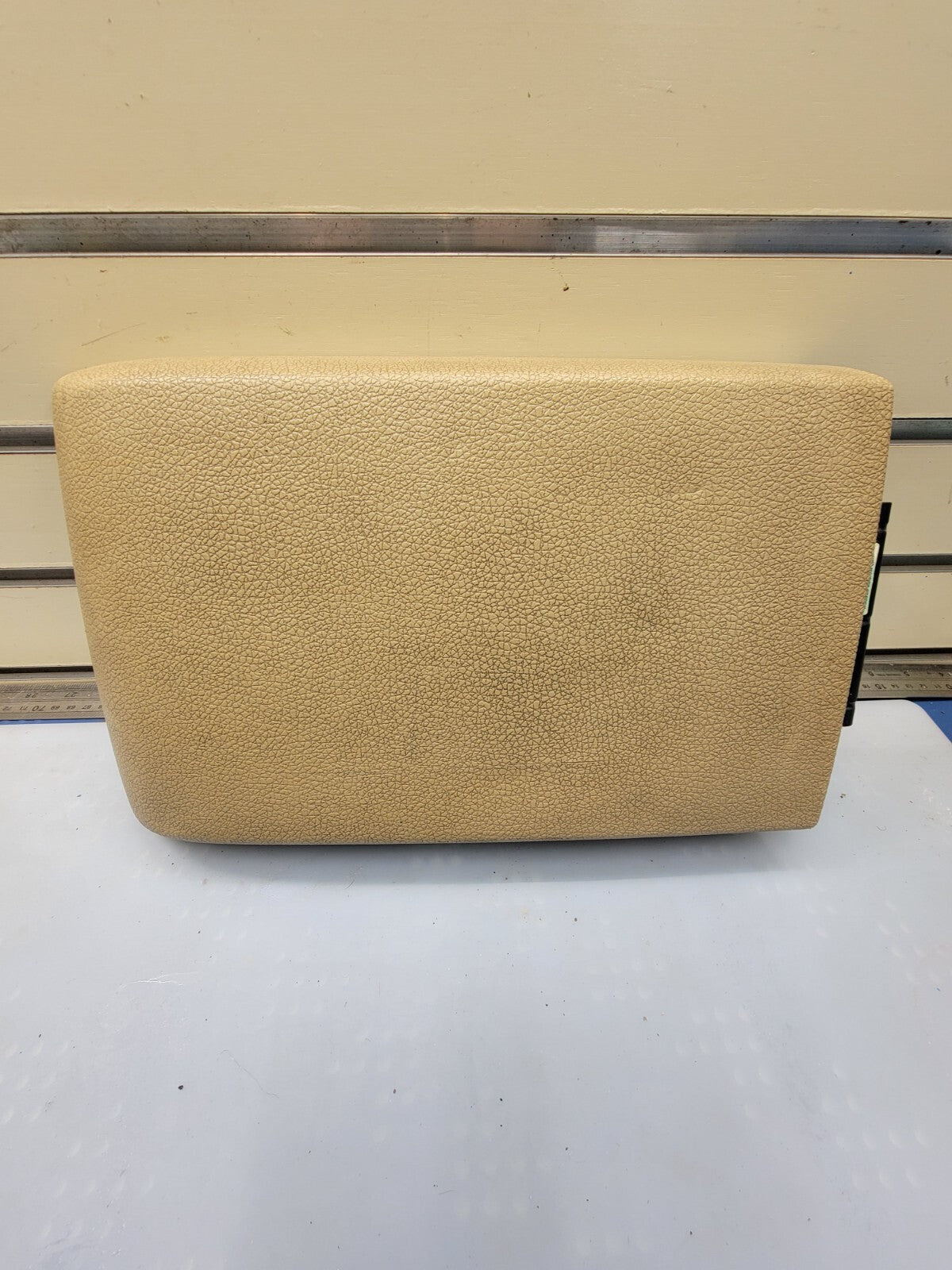 🔥06-10 FORD EXPLORER MERCURY MOUNTINEER CENTER CONSOLE ARM RESTER LID TAN