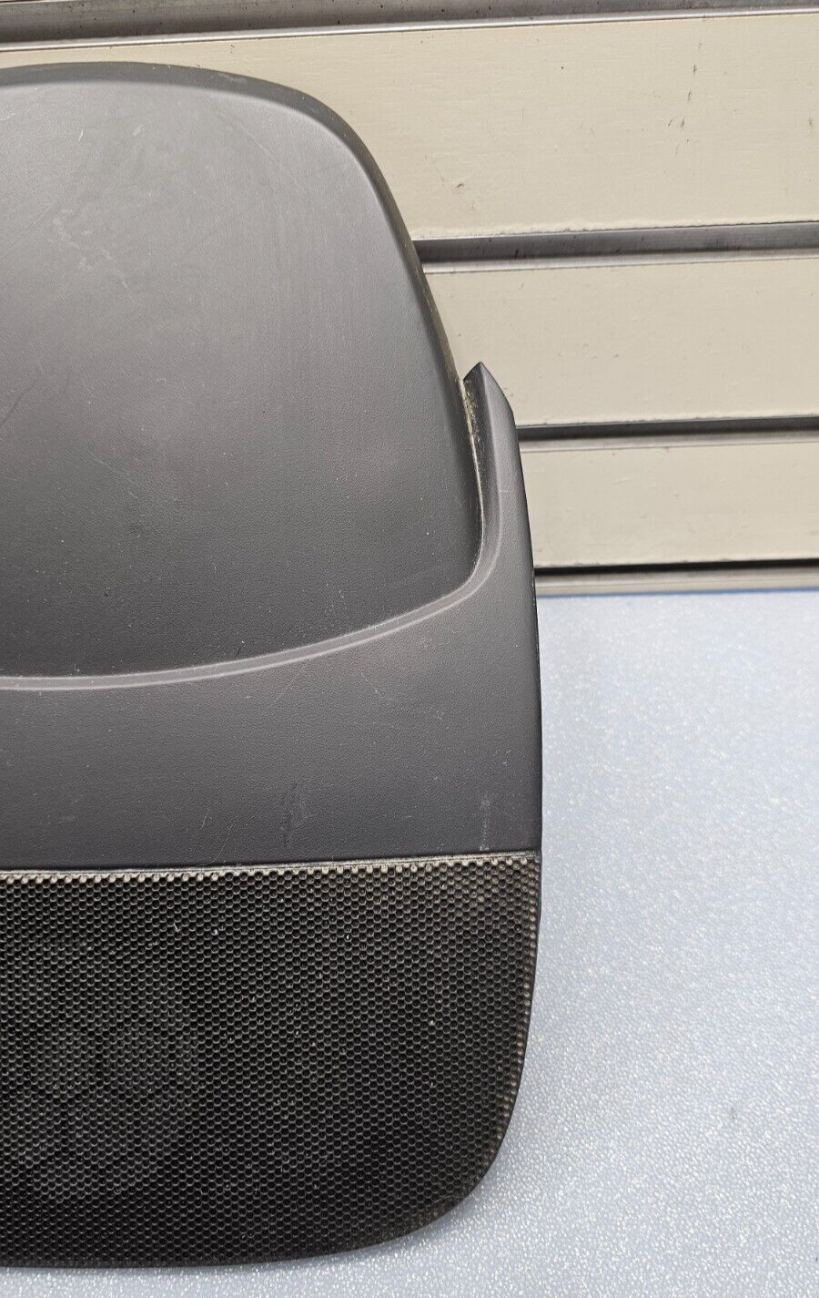 10-17 EQUINOX TERRAIN UPPER TOP FRONT DASH TERRAIN TRIM SPEAKER COVER BLACK OEM