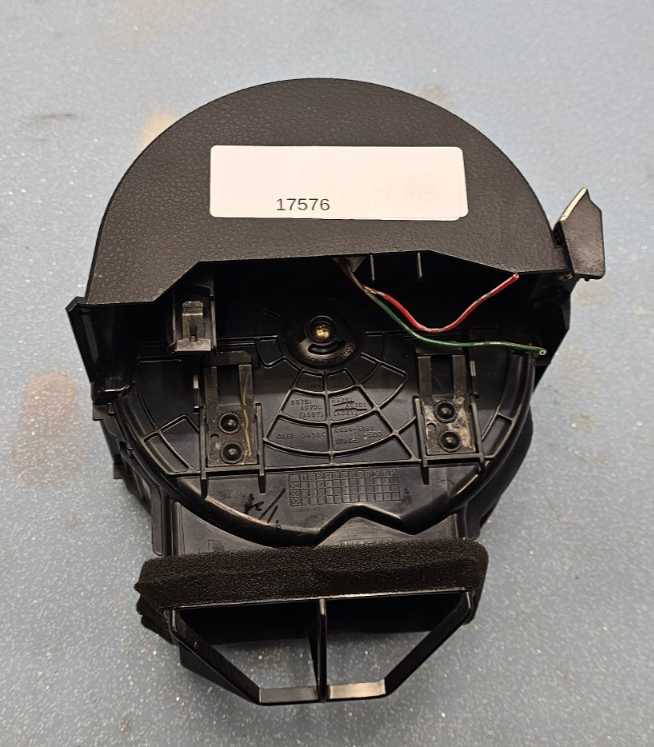 🔥03-06 INFINITI G35 COUPE MIDDLE DASH AIR VENT HEATER CONDITIONING OEM