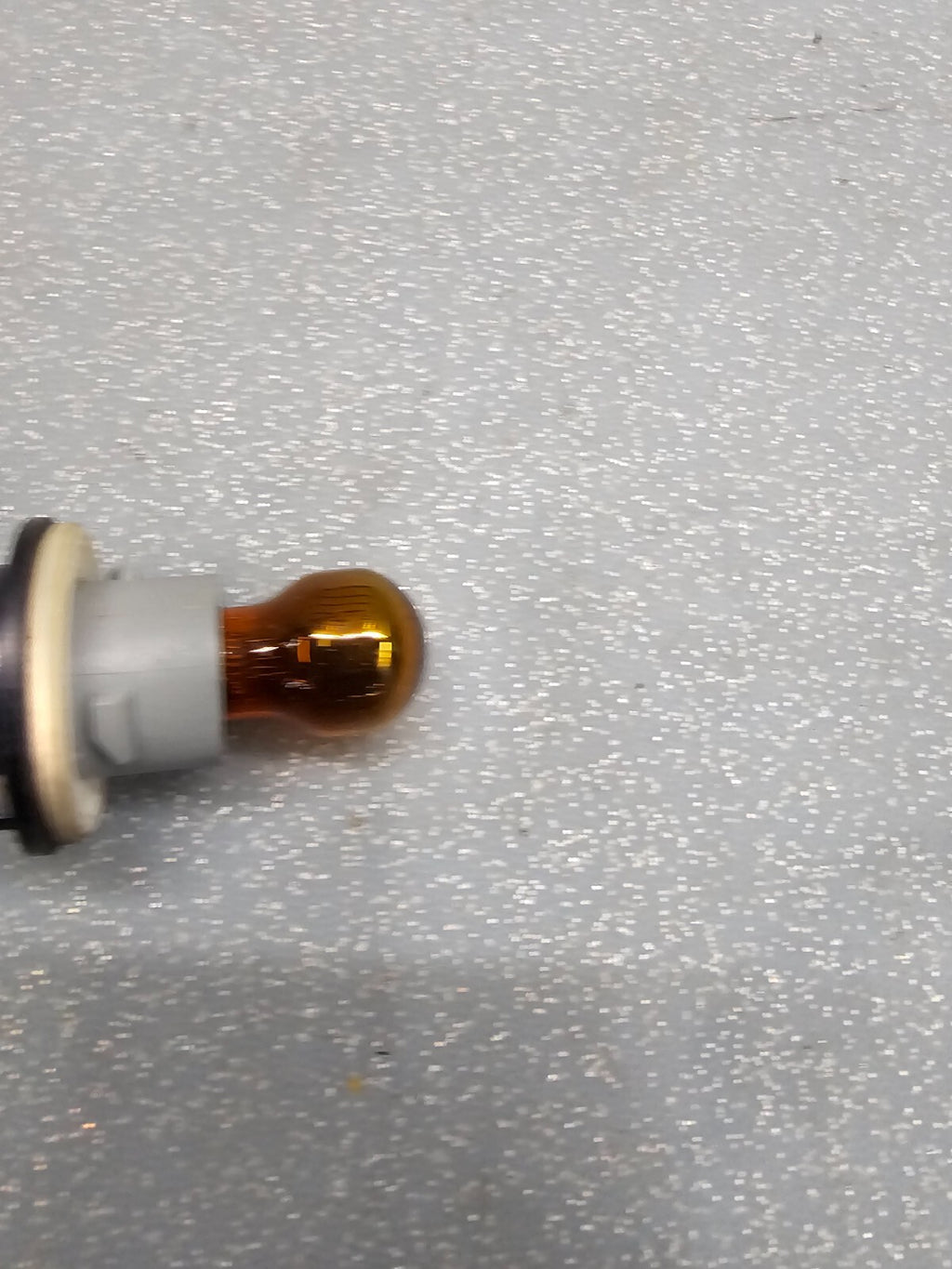 2008-2010 Dodge Ram 1500 2500 3500 Turn Signal Light Bulb Socket Flasher