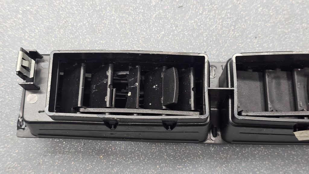 🔥99-04 Jeep Grand Cherokee Dash Center Air Vent A/C AC Heater Panel Black