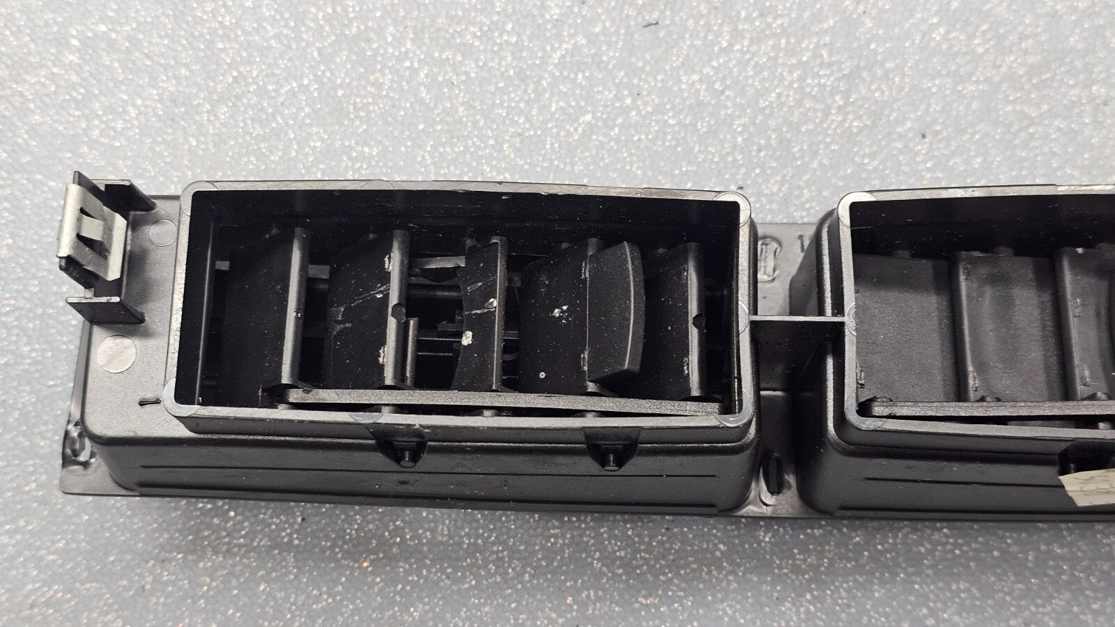 🔥99-04 Jeep Grand Cherokee Dash Center Air Vent A/C AC Heater Panel Black