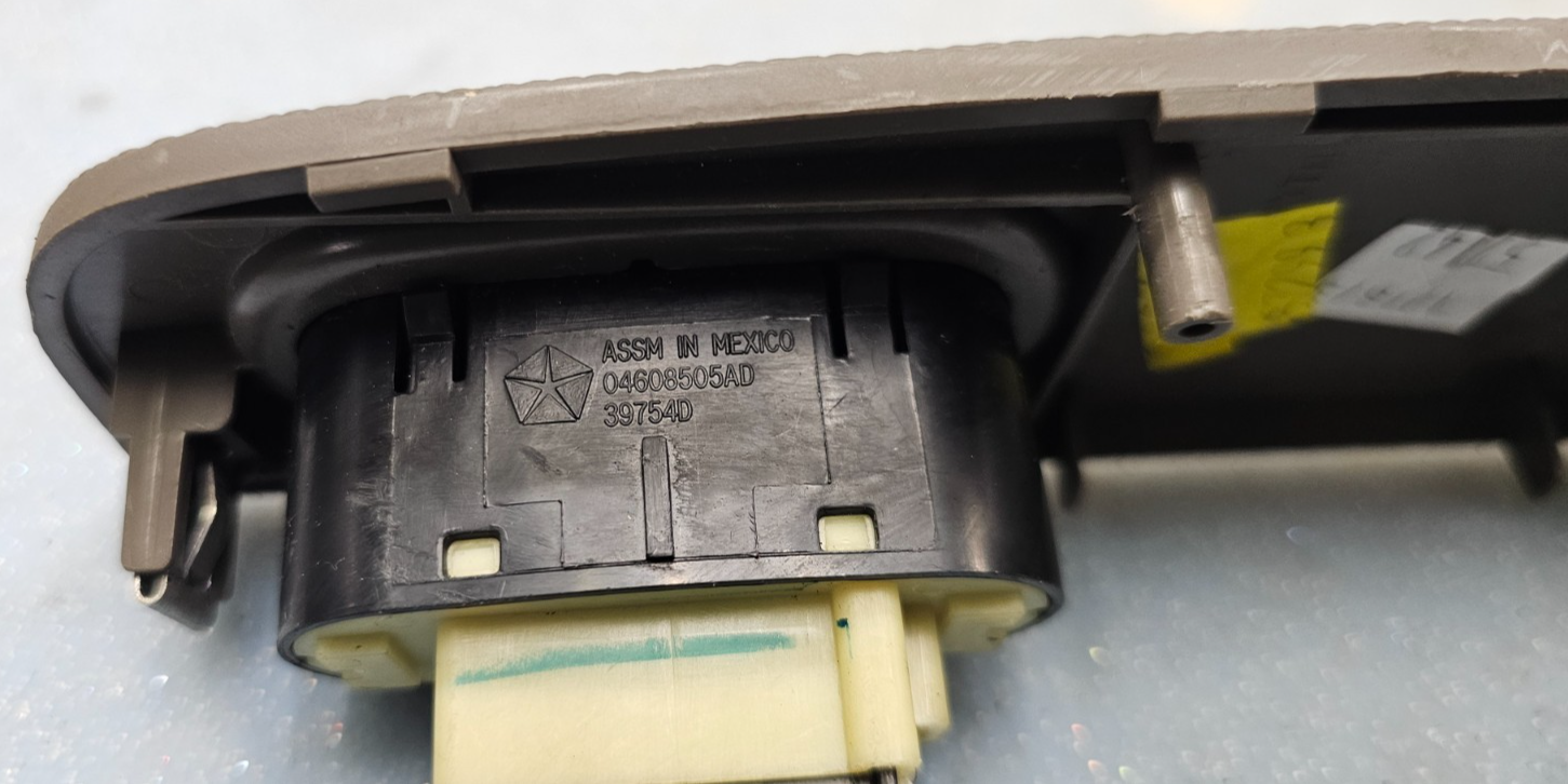 🔥01-06 Sebring Stratus Mirror Power Window Trim Control Switch Assembly Gray