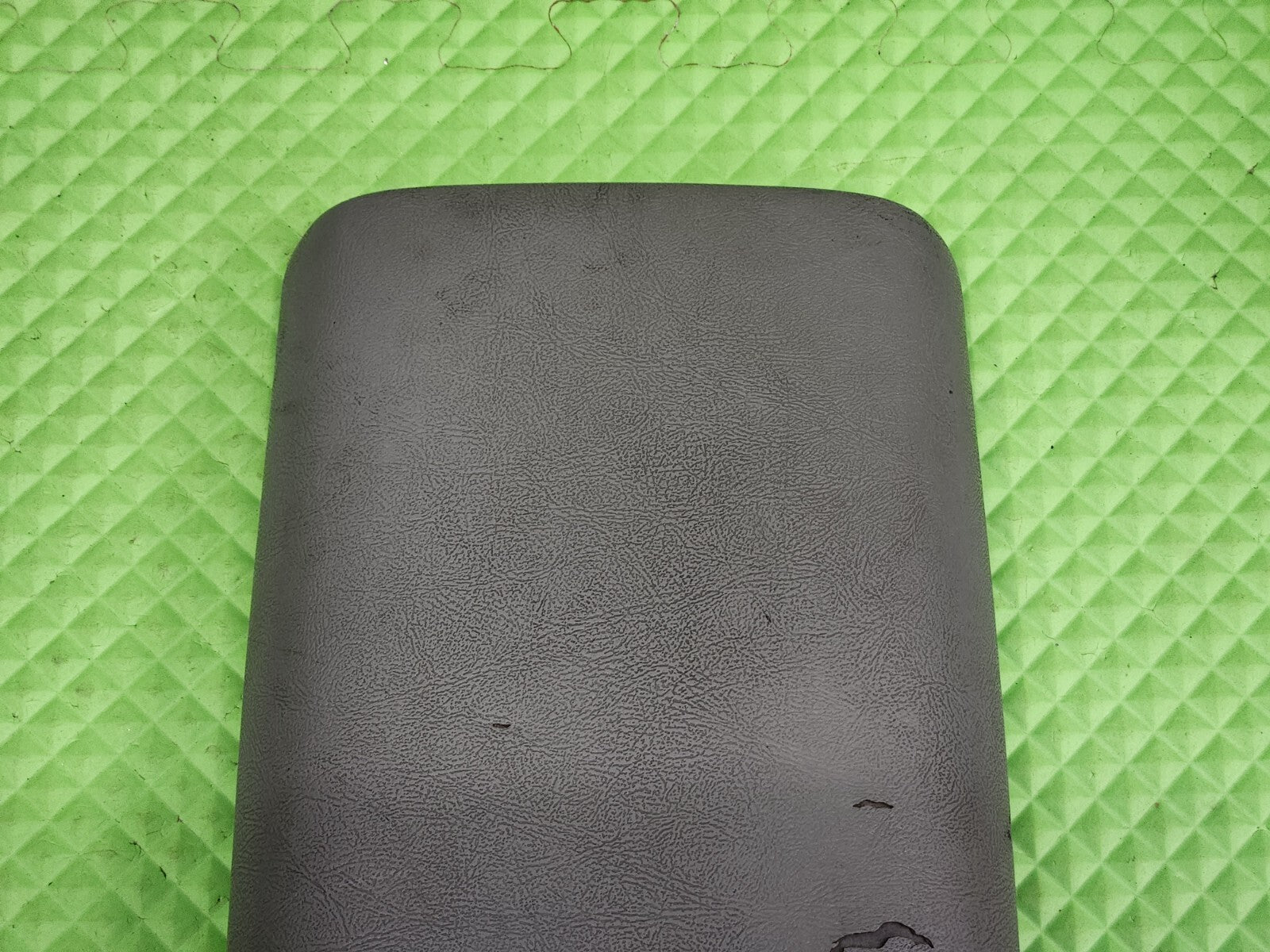 1999-2002 Ford Explorer Front Armrest Console Lid Dark Gray