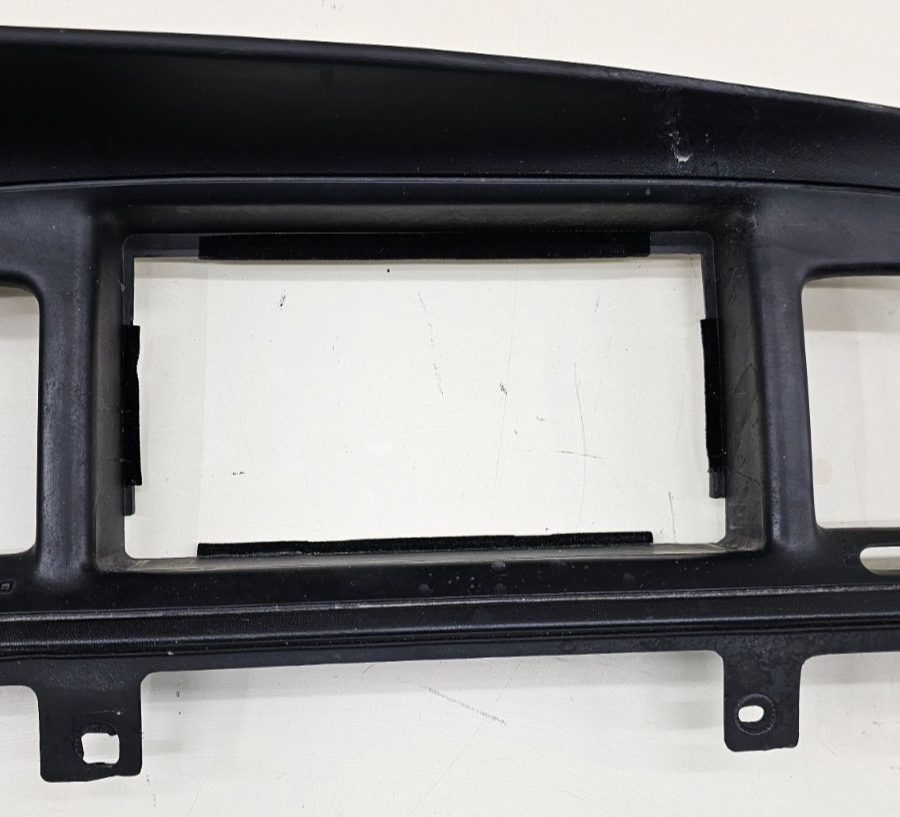 🔥95-11 Grand Marquis Crown Victoria Dash Instrument Cluster Radio Bezel Black