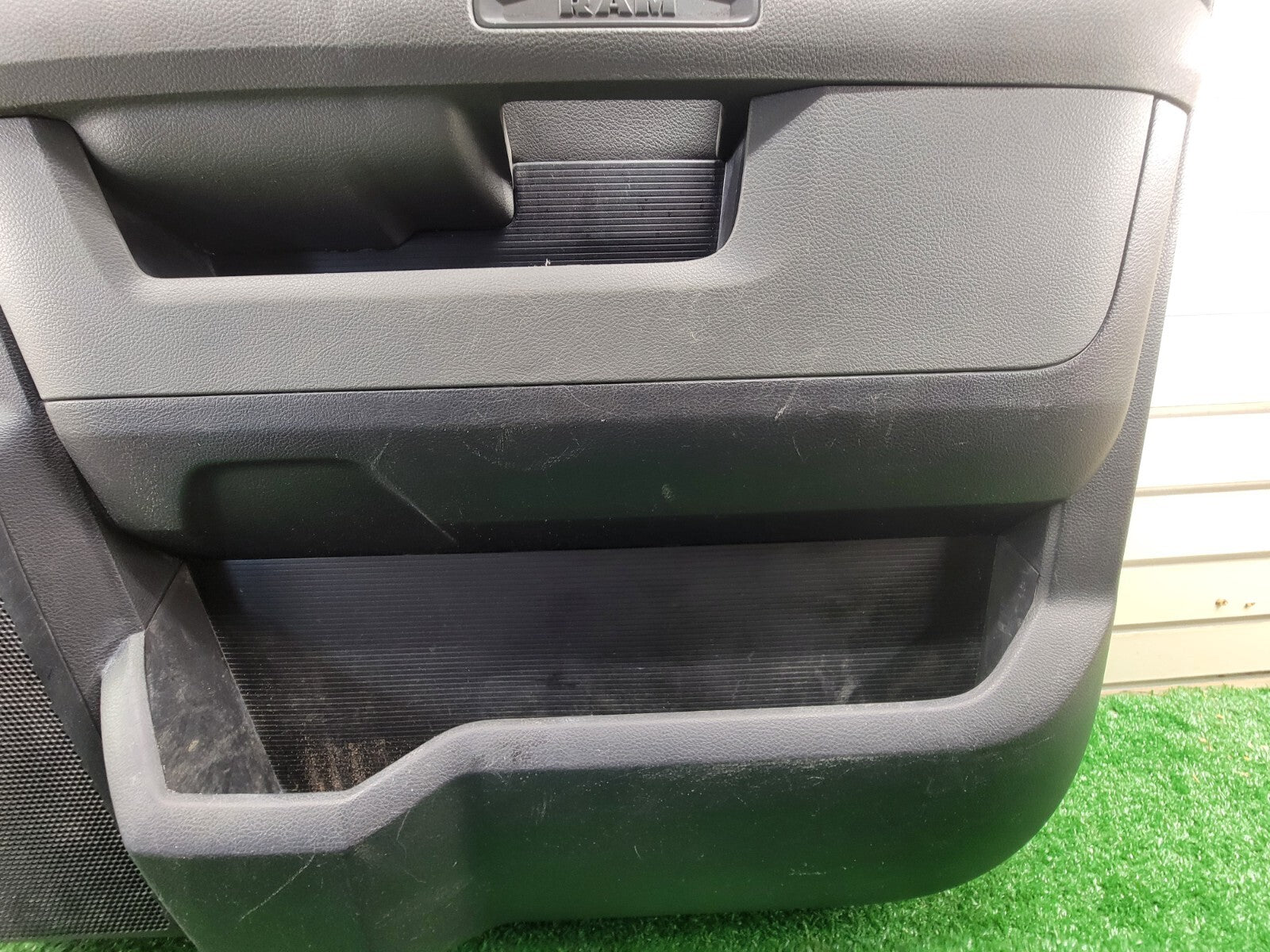 🔥13-18 Dodge RAM 1500 2500 3500 Interior RIGHT PASSENGER Door Panel Front GRAY