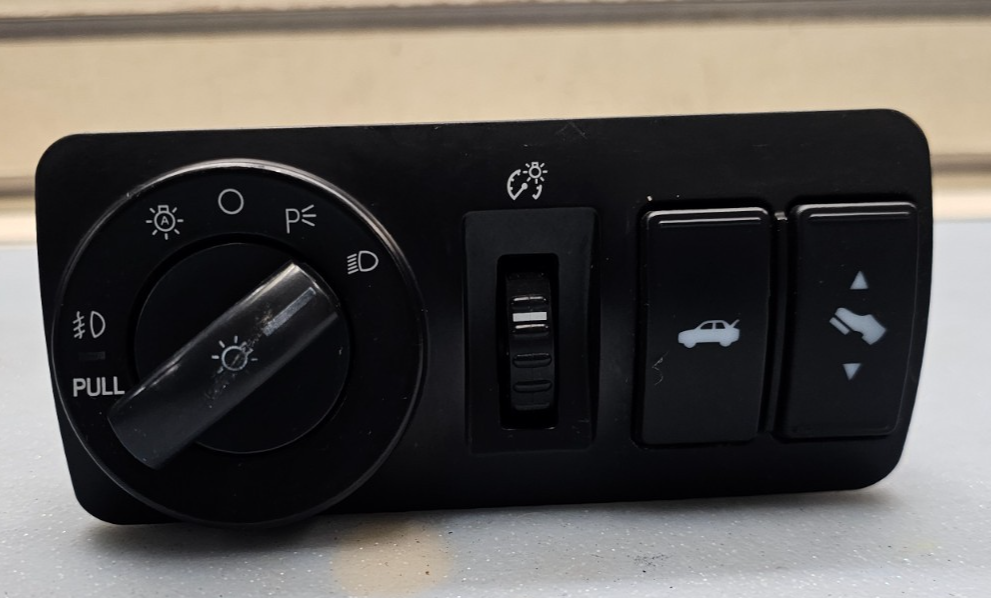 🔥05-07 Five Hundred Taurus Montego Fog Headlight Lamp Dimmer Trunk Switch Black