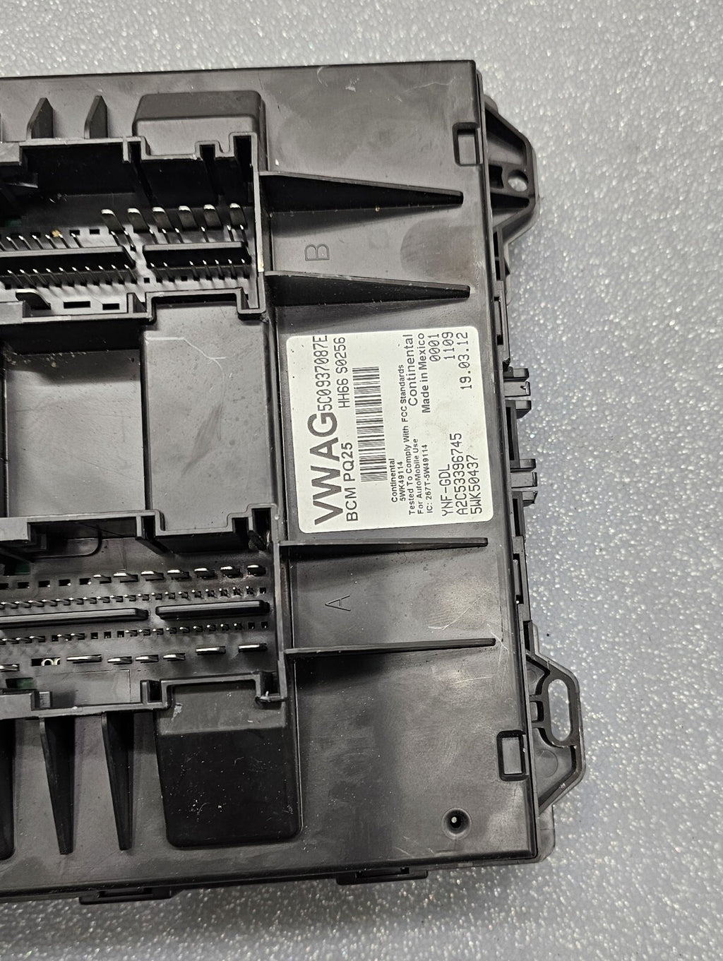 11-14 VolksWagen VW Jetta Front Body Computer Control Module BCM BCU Unit OEM