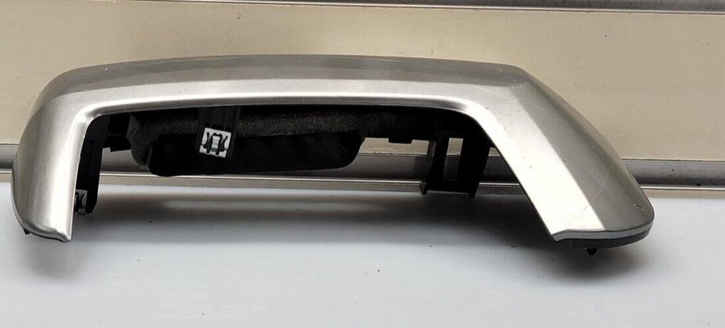 🔥2014-2019 CHEVROLET SILVERADO FRONT RIGHT DASH TRIM PANEL MOULDING silver