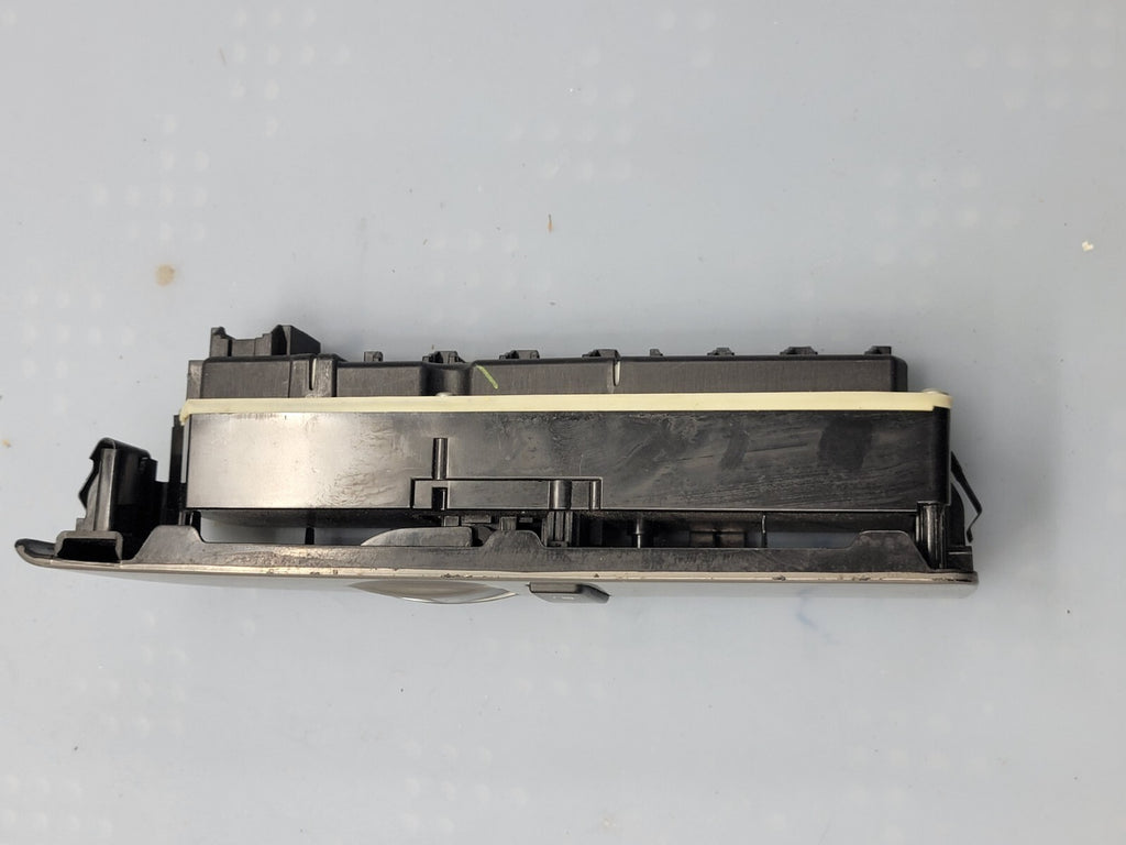 🔥2010-2013 Chevy Tahoe Yukon Passenger Right Side Window Switch Silver