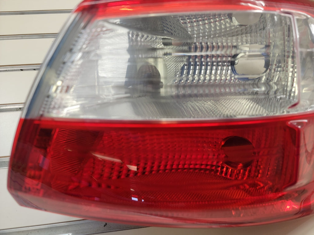 🔥12-14 Ford Focus Sedan Tail Light Lamp Right Passenger Assembly Chrome OEM
