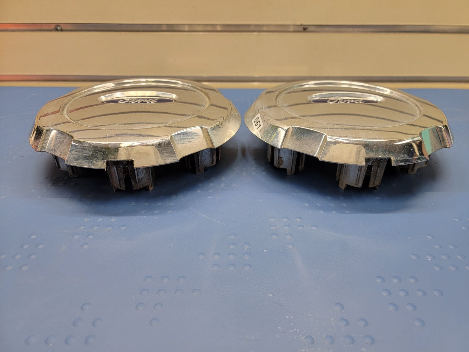 🔥2005-2008 Ford Truck FORD F150 PICKUP WHEEL CENTER CAPS SET