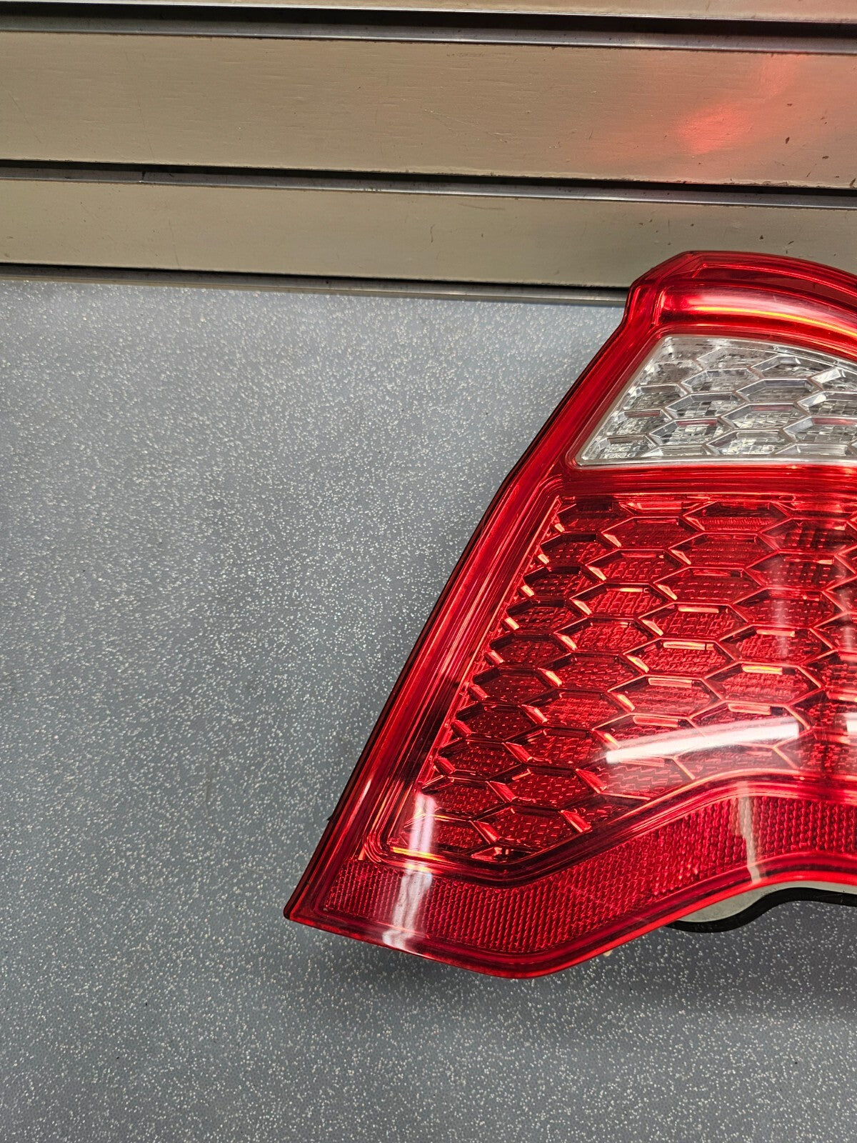🔥10-12 Ford FUSION Tail Light Break Light Lamp Rear RIGHT RH Passenger Side OEM