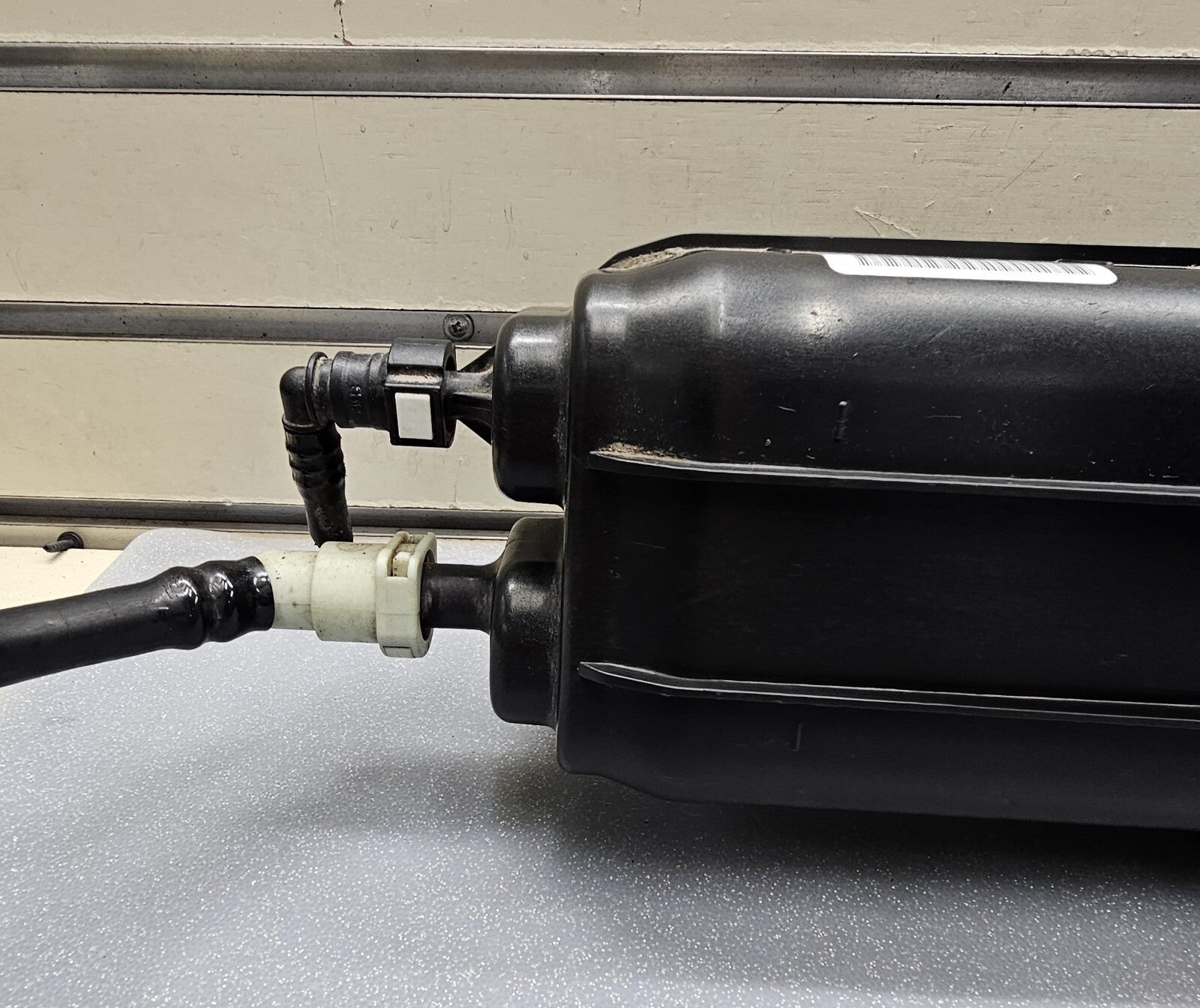 09-17 Dodge RAM 1500 Pickup FUEL VAPOR CHARCOAL EVAP EMMISION CANISTER ASSEMBLY
