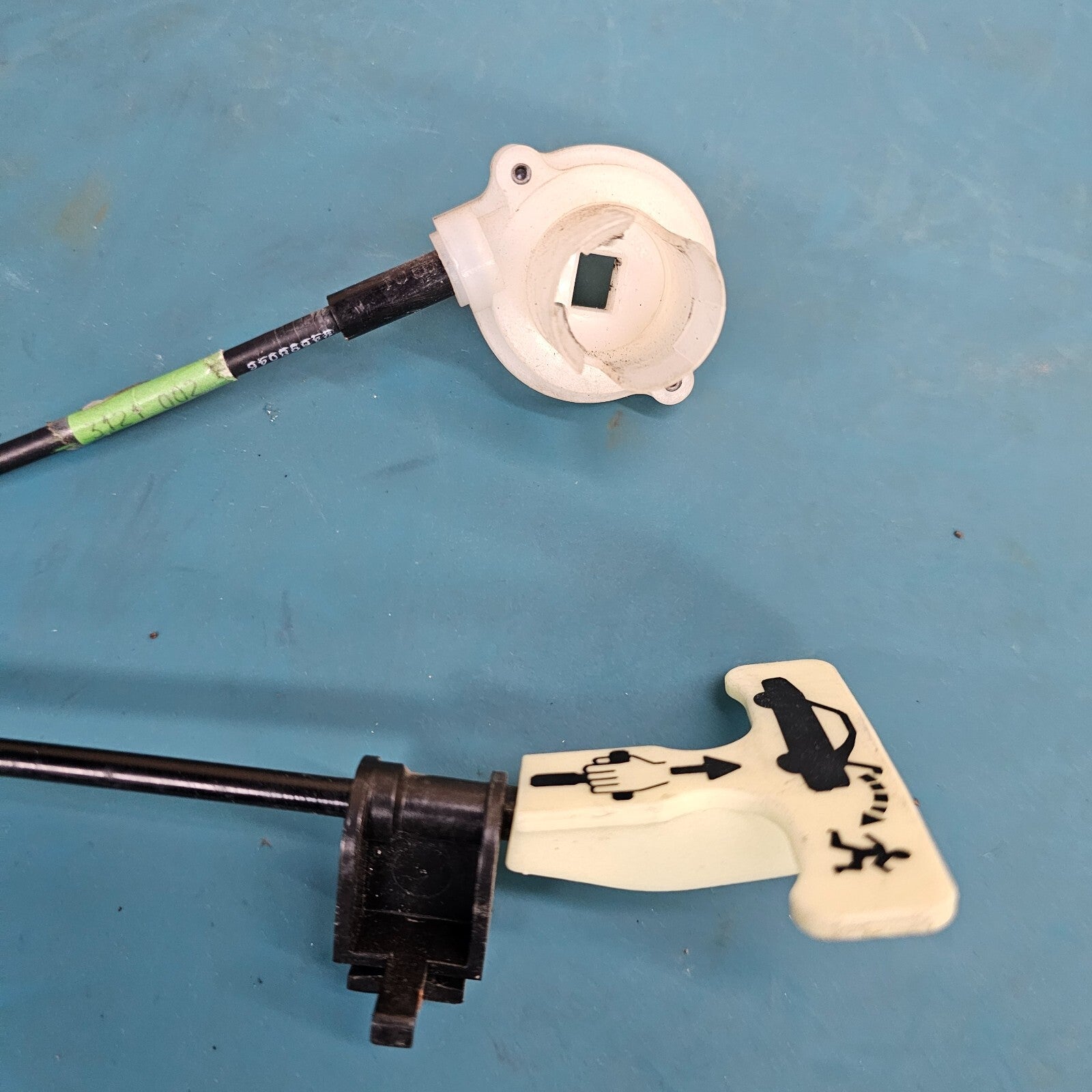 00-05 Buick Lesabre Rear Upper Trunk Latch Lock Solenoid Actuator Power Release