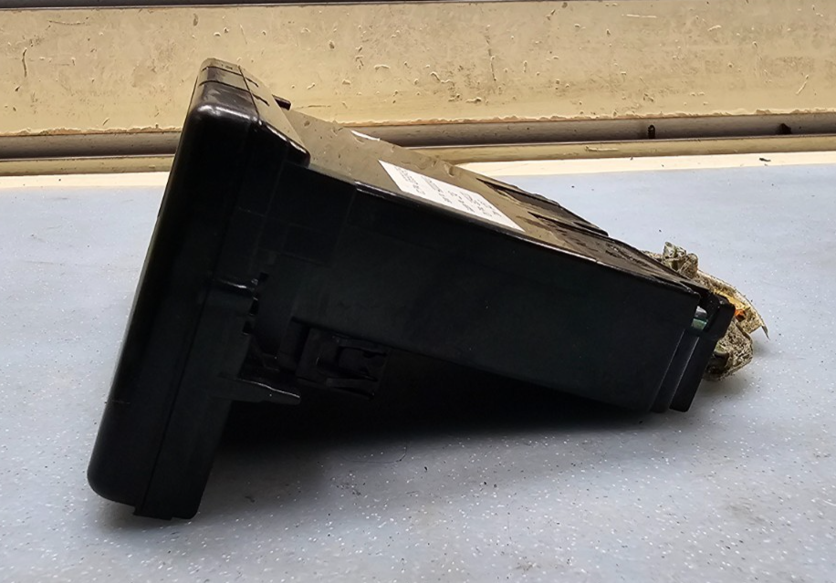 🔥04-06 Volvo S40 05-06 V50 Dash Multi Functional Display Screen