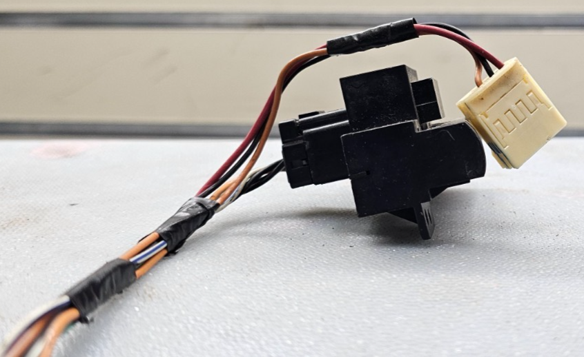 🔥09-10 Chrysler 300 Caravan Hazard Light ESP Off Traction Control Switch FC-36