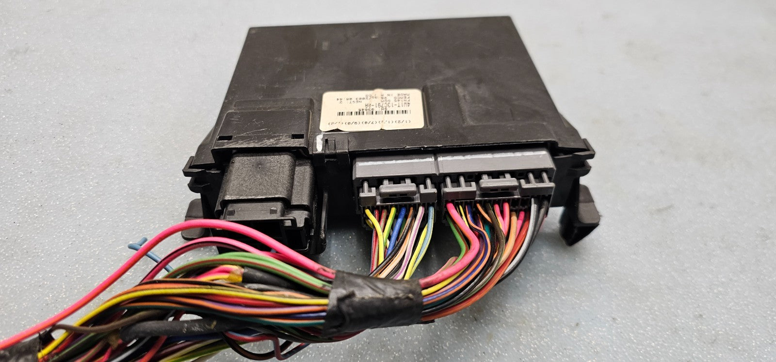 🔥03-05  TOWN CAR KEYLESS LEFT DOOR ENTRY MODULE CONTROL PAD LOCK UNIT ASSEMBLY