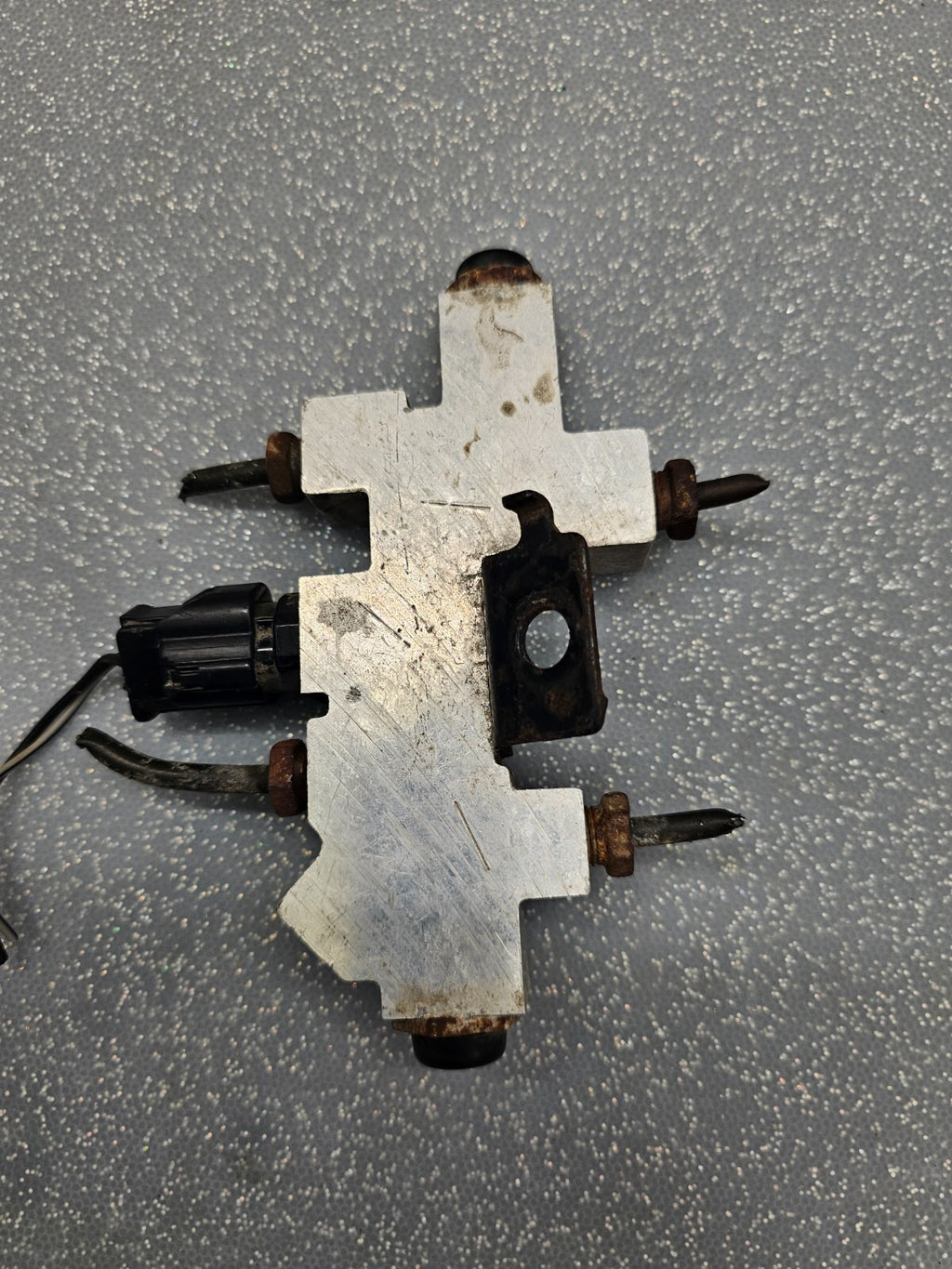 🔥1998-2001 DODGE RAM 1500 2500 & DAKOTA & DURANGO ABS BRAKE PROPORTIONING VALVE